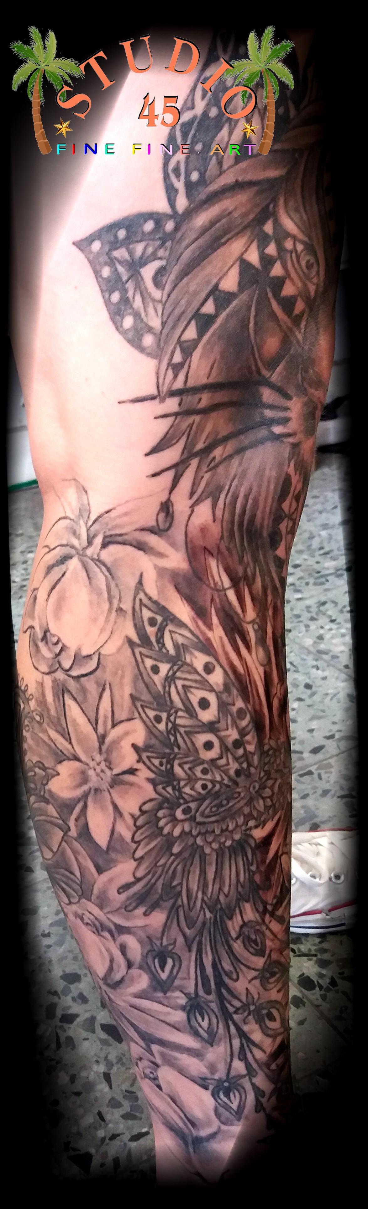 Mandala Flowers Lion Oberschenkel Wade - STUDIO 45